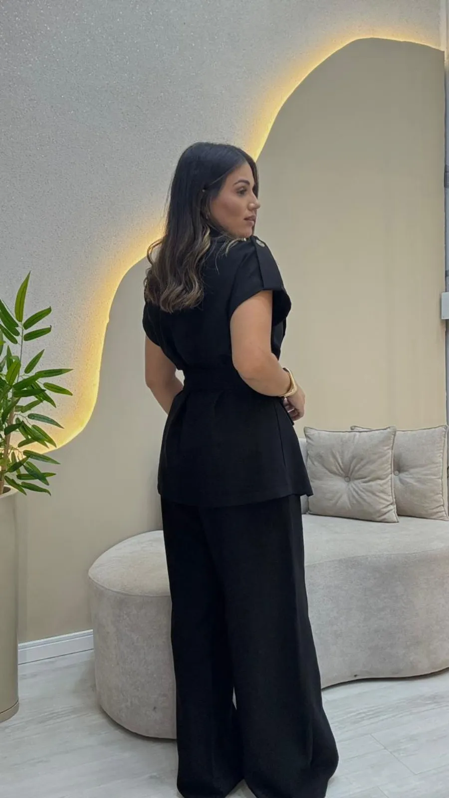 Imagem secundária de Conjunto colete+calça pantalona 
