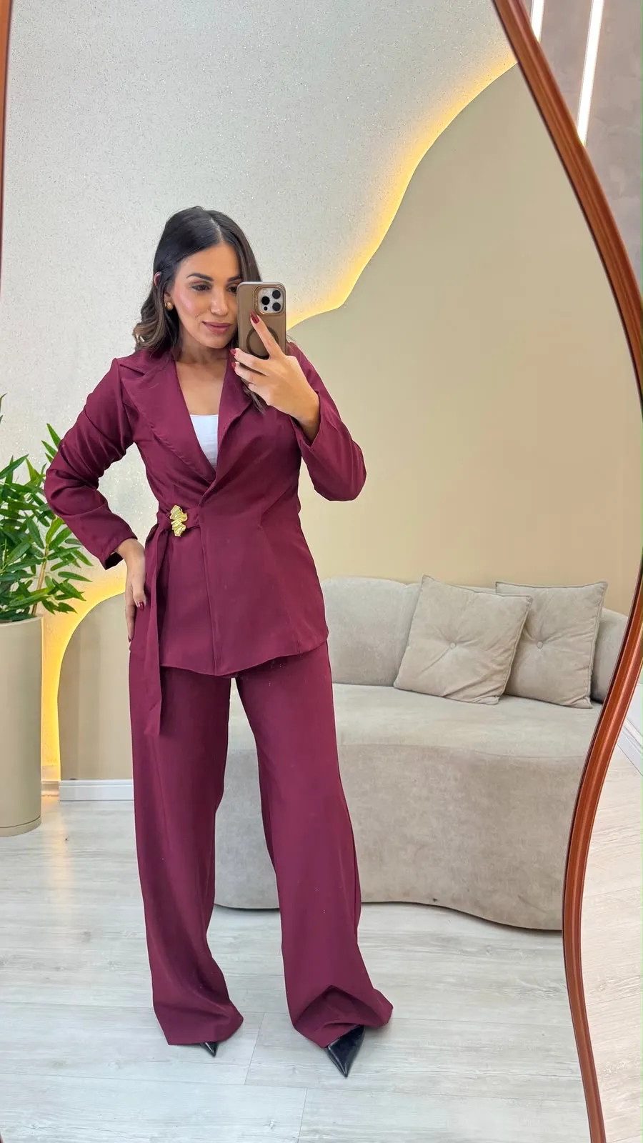 Imagem principal de Conjunto blazer detalhe orgânico+pantalona
