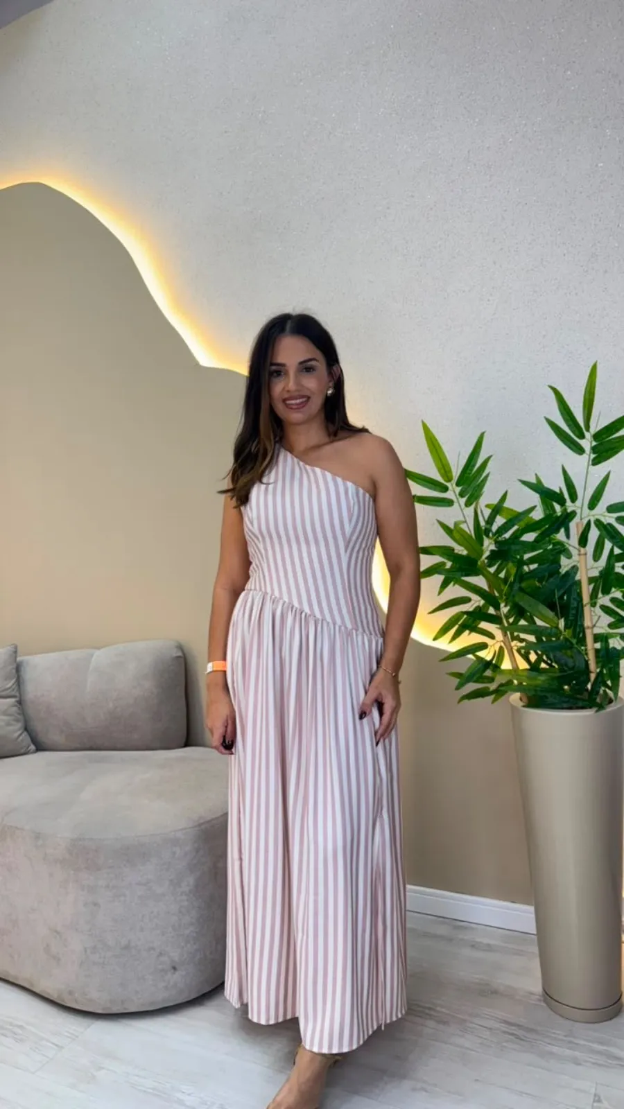 Imagem secundária de Vestido Mid listrado rosa