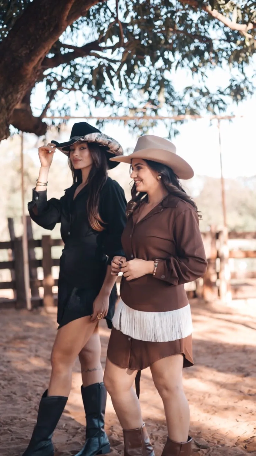 Imagem secundária de Vestido+lenço com franjas