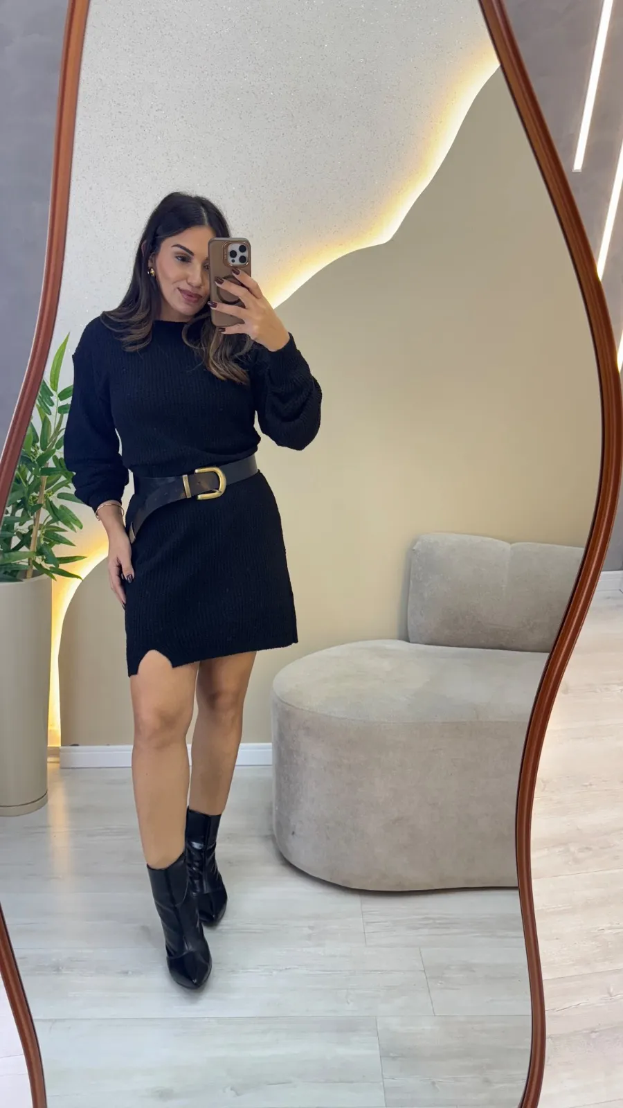 Imagem principal de Vestido Tricô Modal Manga Longa com Fenda
