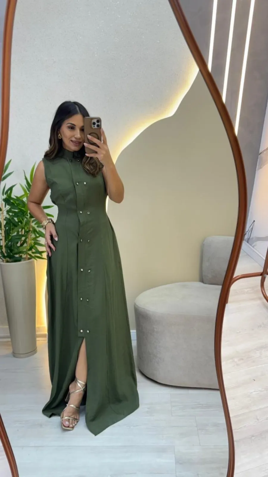 Imagem principal de Vestido longo botão 
